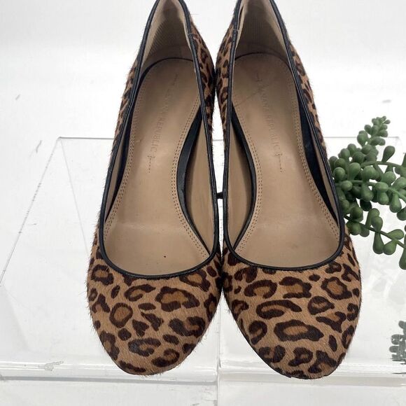 Banana‎ Republic Genuine Calf Hair Pumps Animal Print Leopard Heels Brown Tan 7 - Picture 3 of 13